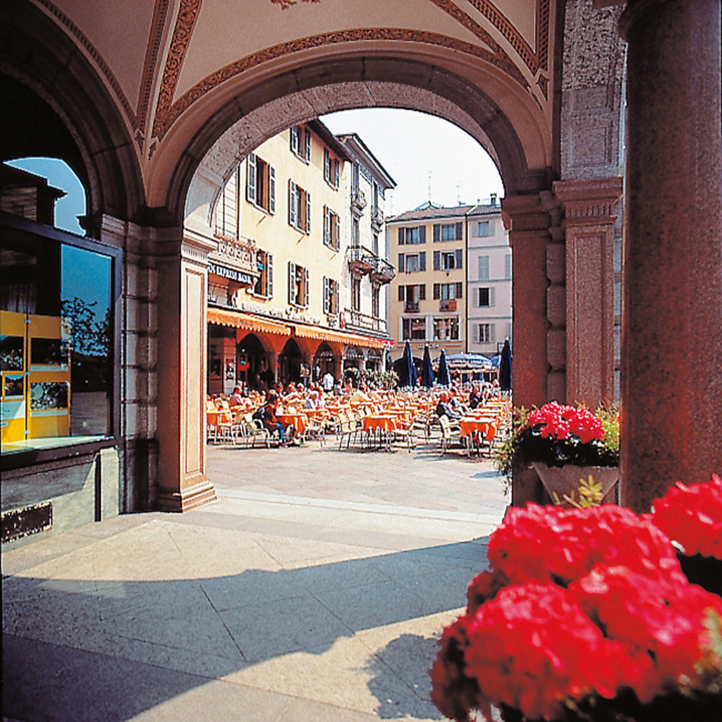 056 Lugano Piazza della Riforma